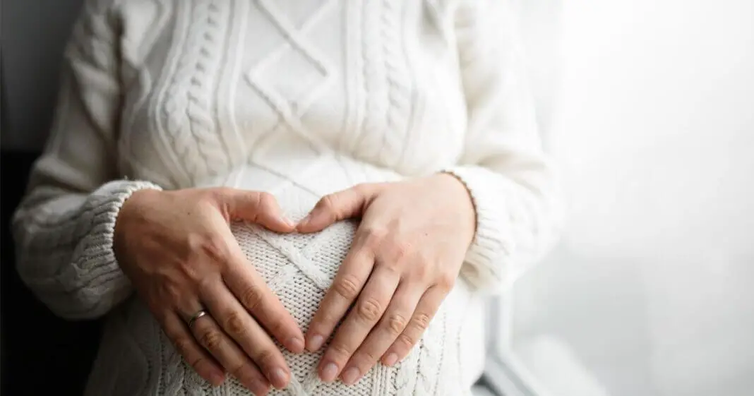 Enceinte à 40 ans, ça change quoi-min