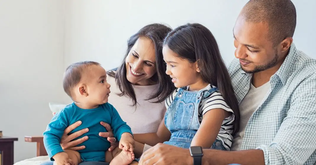 12 choses positives à dire à ses enfants tous les jours-min