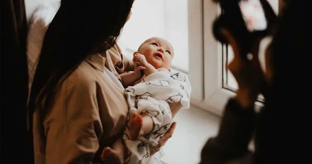 Je sais que ma mère déteste ce prénom, mais c'est ainsi que j'ai appelé ma fille-min