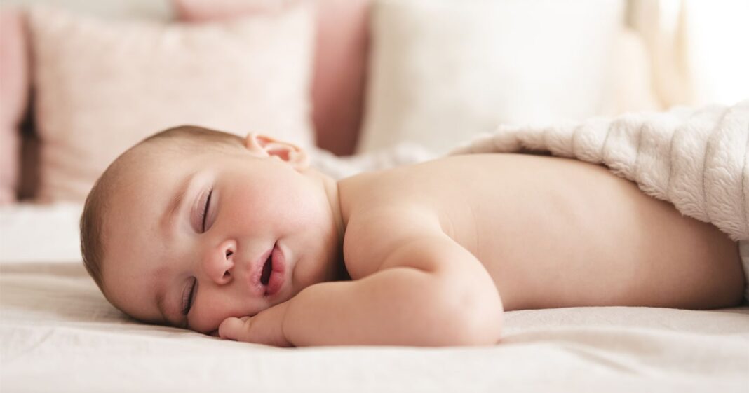 Mon bébé ne fait pas ses nuits à 6 mois, Est-ce si grave-min