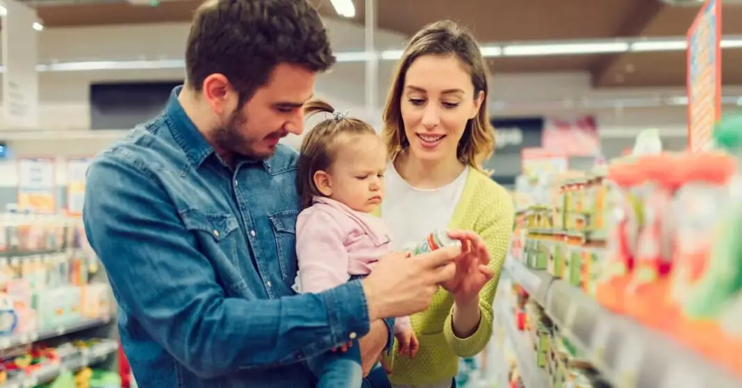 La situation compliquée de mes finances avec un bébé et un autre en route-min (1)