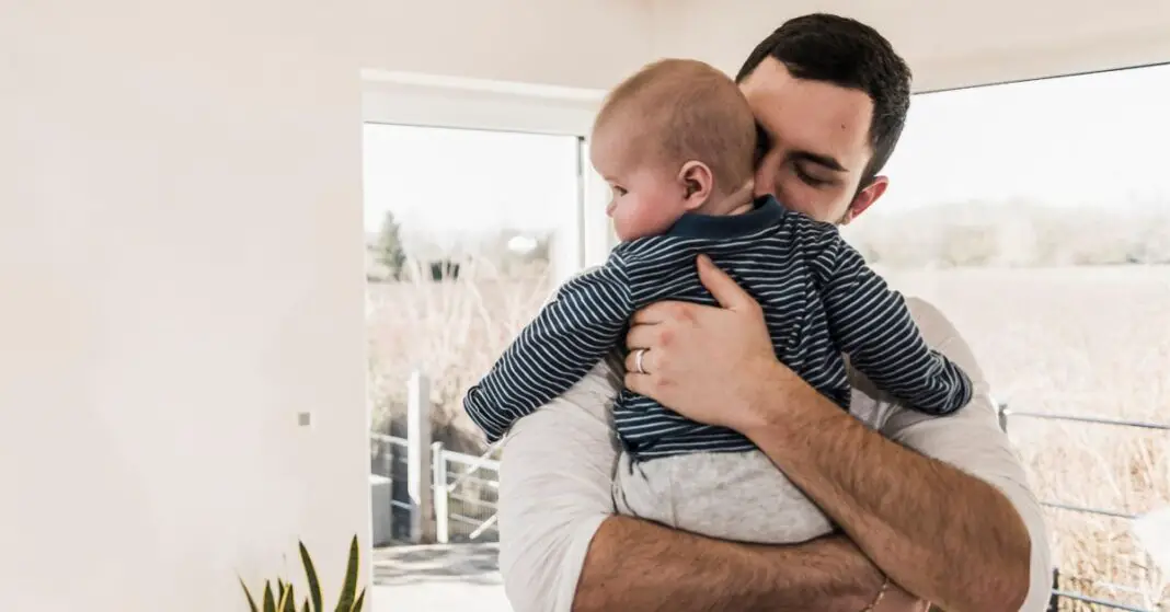 Ce signe qui montre que vous avez un chouchou parmi vos enfants-min